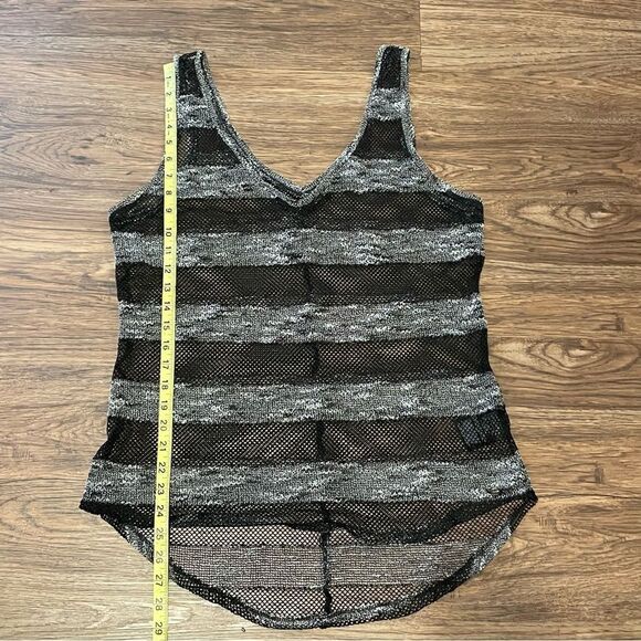 Guess See Through Mesh Sleeveless Striped Shirt Black and Gray Size Large - Picture 14 of 14